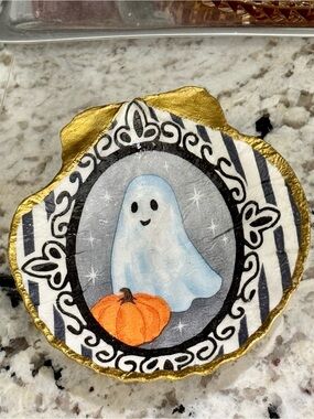 Hand Crafted Halloween Ghost Trinket Shell Dish Jewelry Dish Black White 4.5”